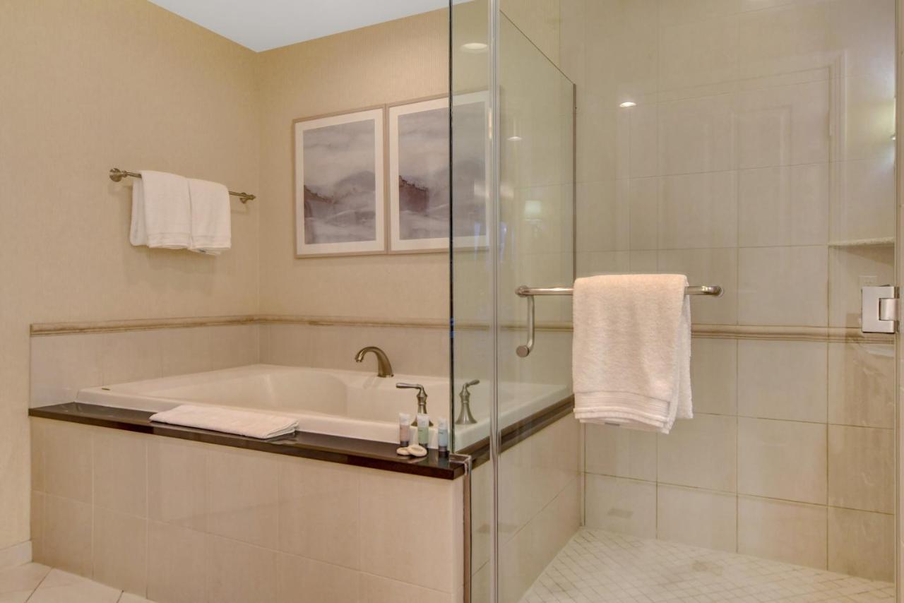 Balcony Full Strip View Suite Mgm Signature Free Valet Las Vegas Eksteriør billede