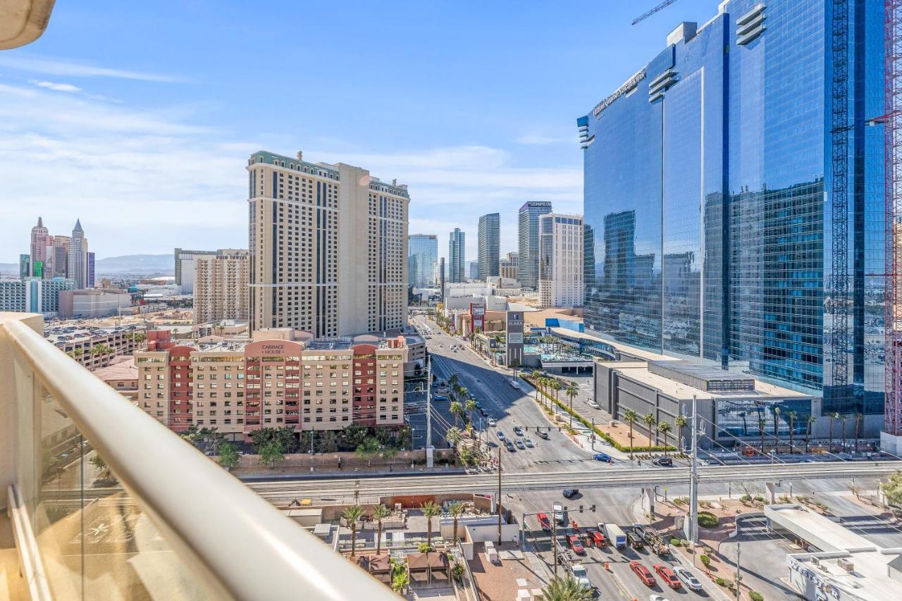 Balcony Full Strip View Suite Mgm Signature Free Valet Las Vegas Eksteriør billede