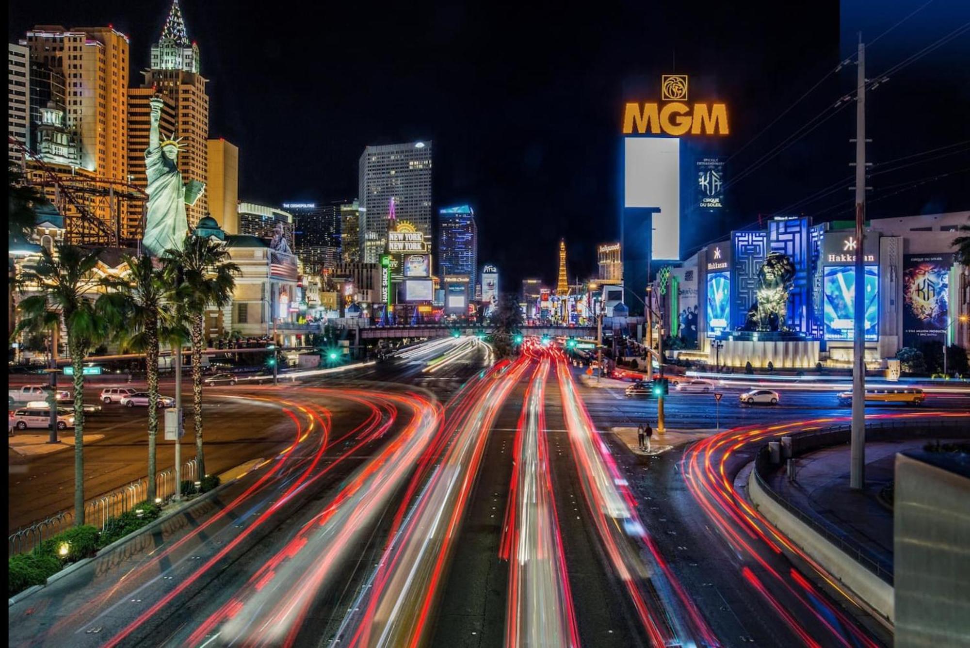 Balcony Full Strip View Suite Mgm Signature Free Valet Las Vegas Eksteriør billede